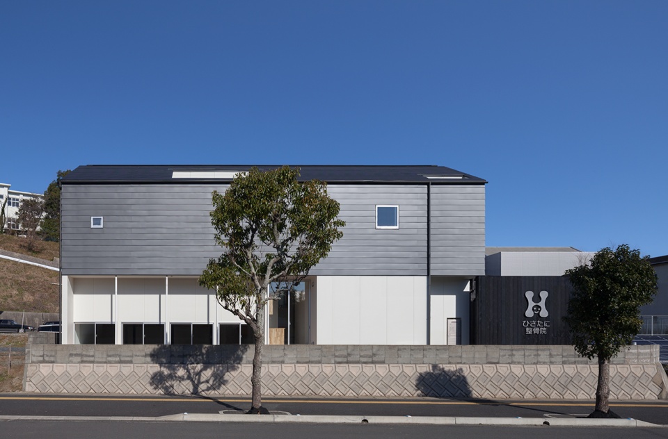 道路側から見た外観